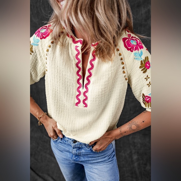 Beige Floral Embroidered Ricrac Puff Sleeve
Textured Blouse Bohemian Top - Picture 7 of 15